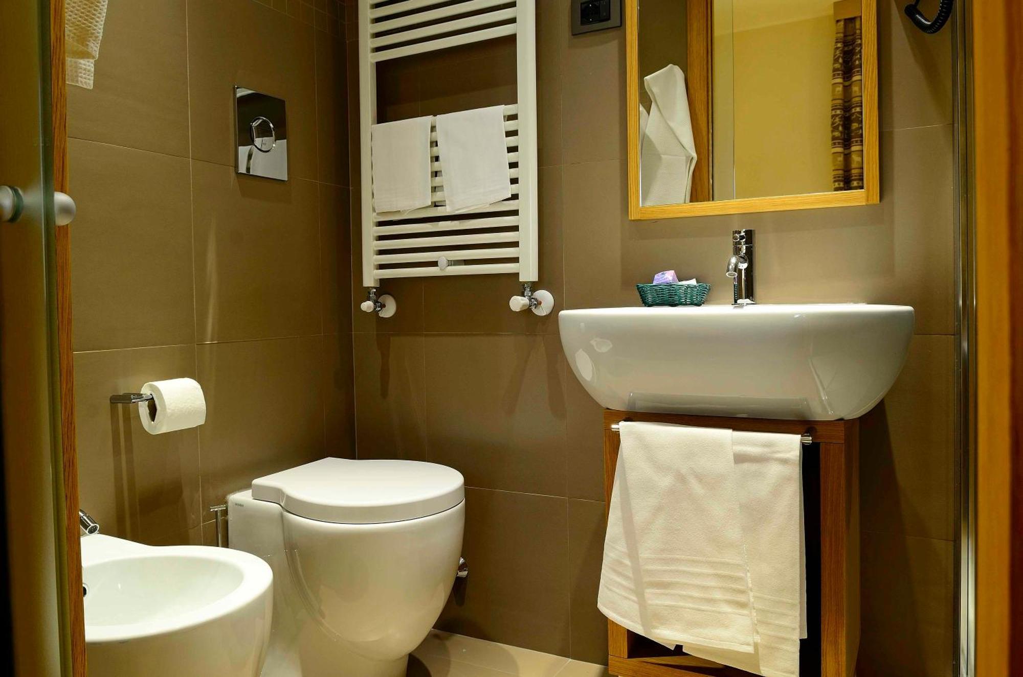 Hotel Nido Dell'Aquila Assergi Ngoại thất bức ảnh