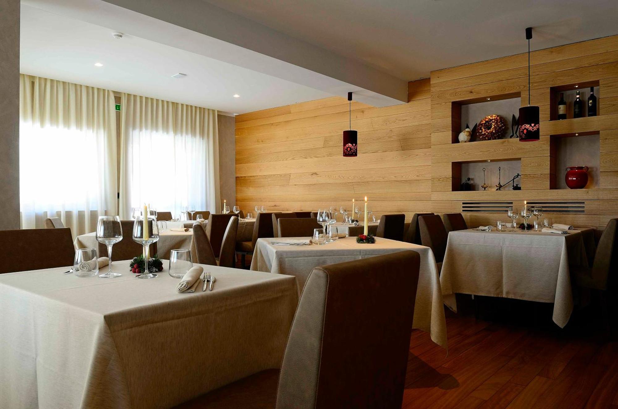 Hotel Nido Dell'Aquila Assergi Ngoại thất bức ảnh